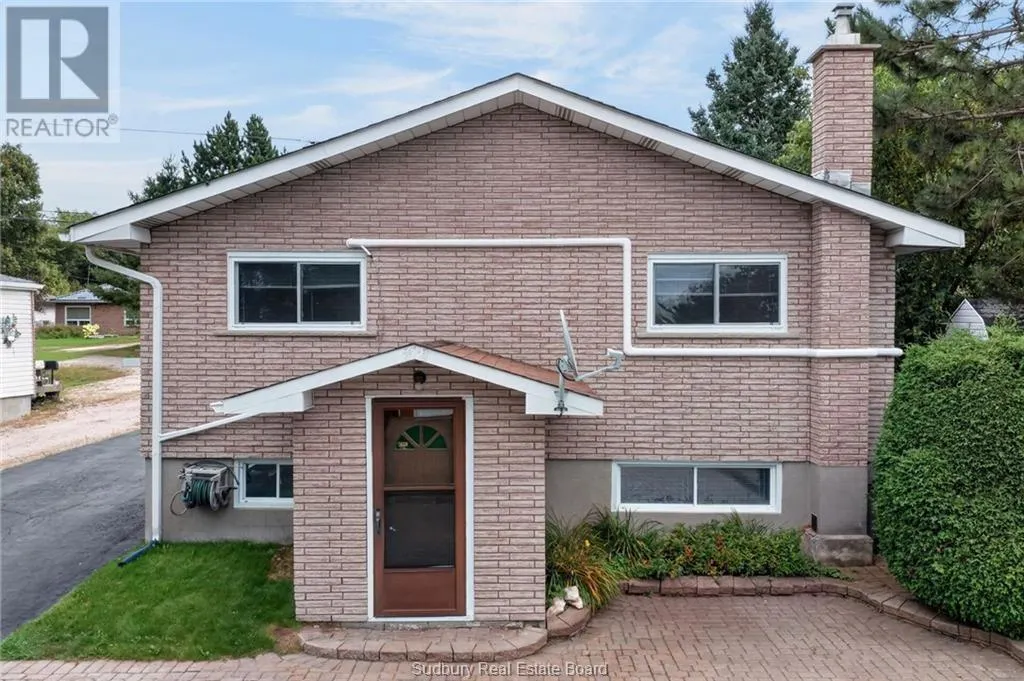 85 Ridgemount Avenue