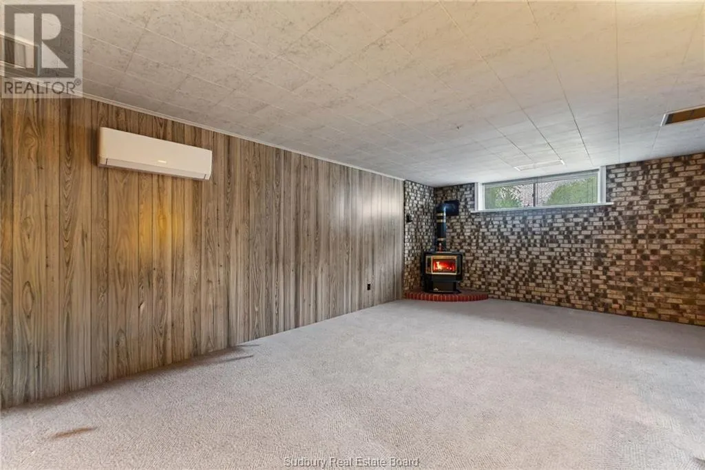 85 Ridgemount Avenue