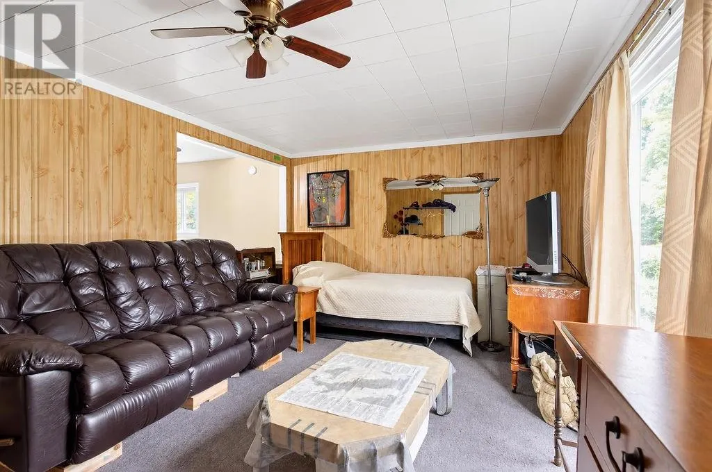 1085 St. Cloud Road