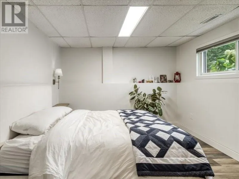 37 Plumtree Crescent