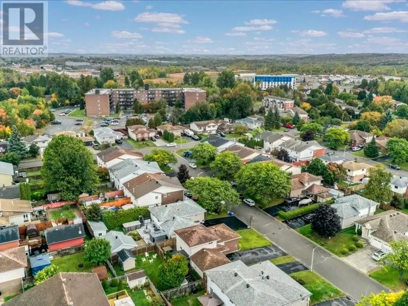 37 Plumtree Crescent