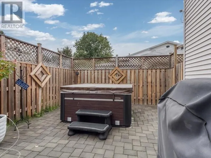 37 Plumtree Crescent
