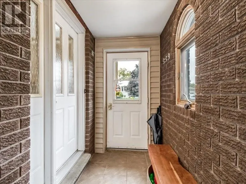 37 Plumtree Crescent
