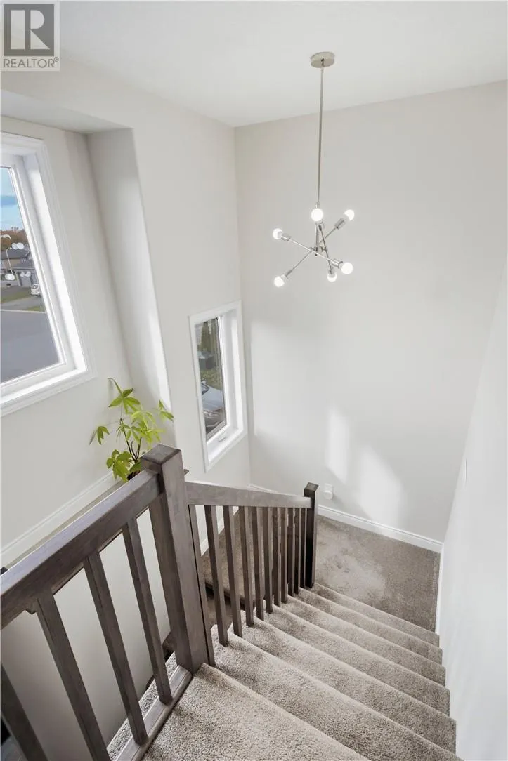 166 Eclipse Crescent