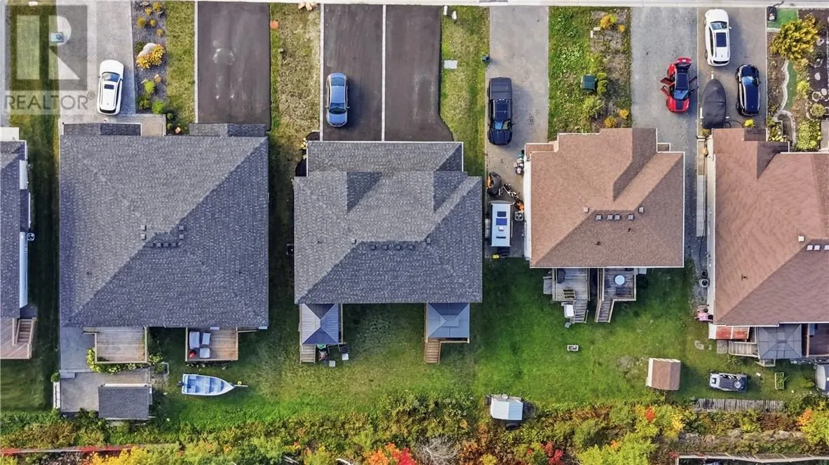 166 Eclipse Crescent