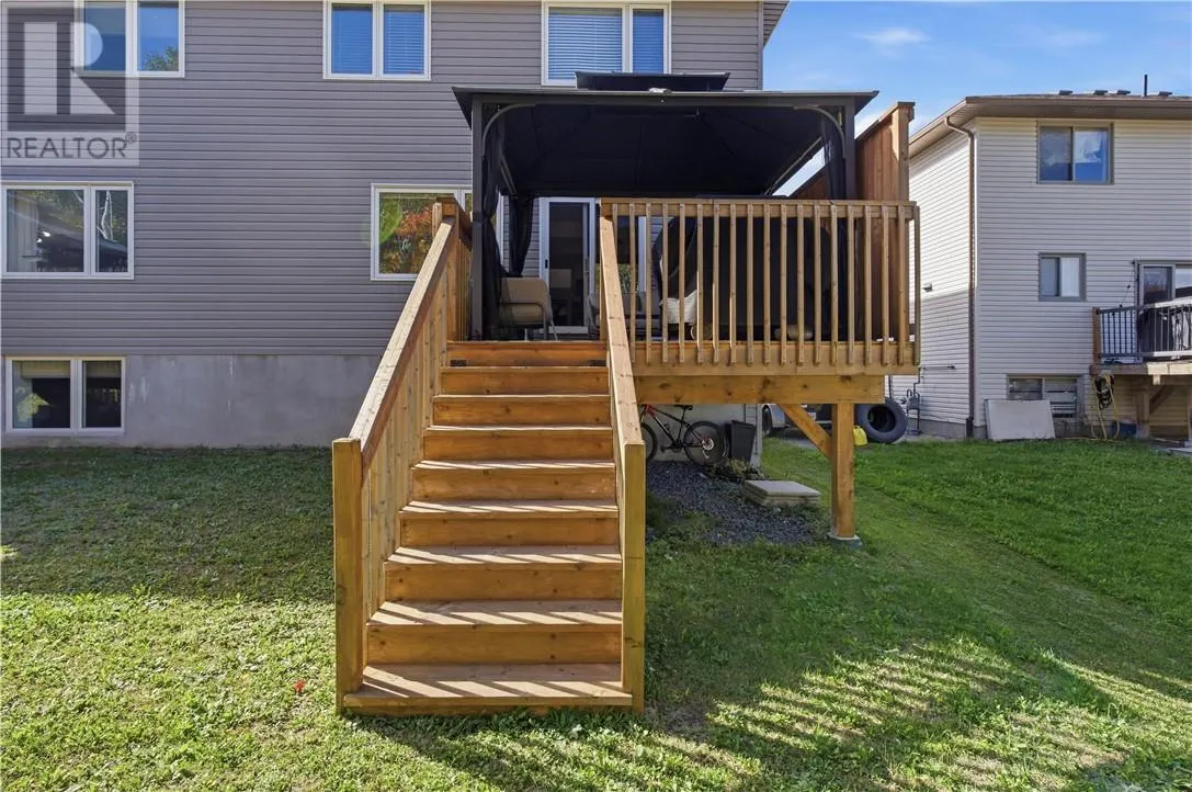 166 Eclipse Crescent