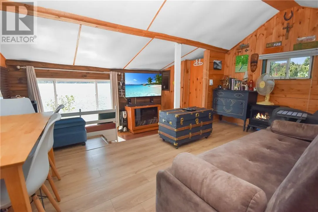 10 Whitson Lake Landing