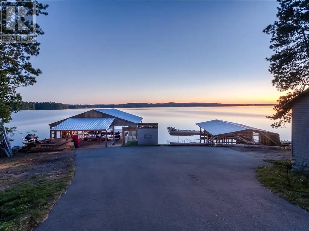 103A Northshore Road