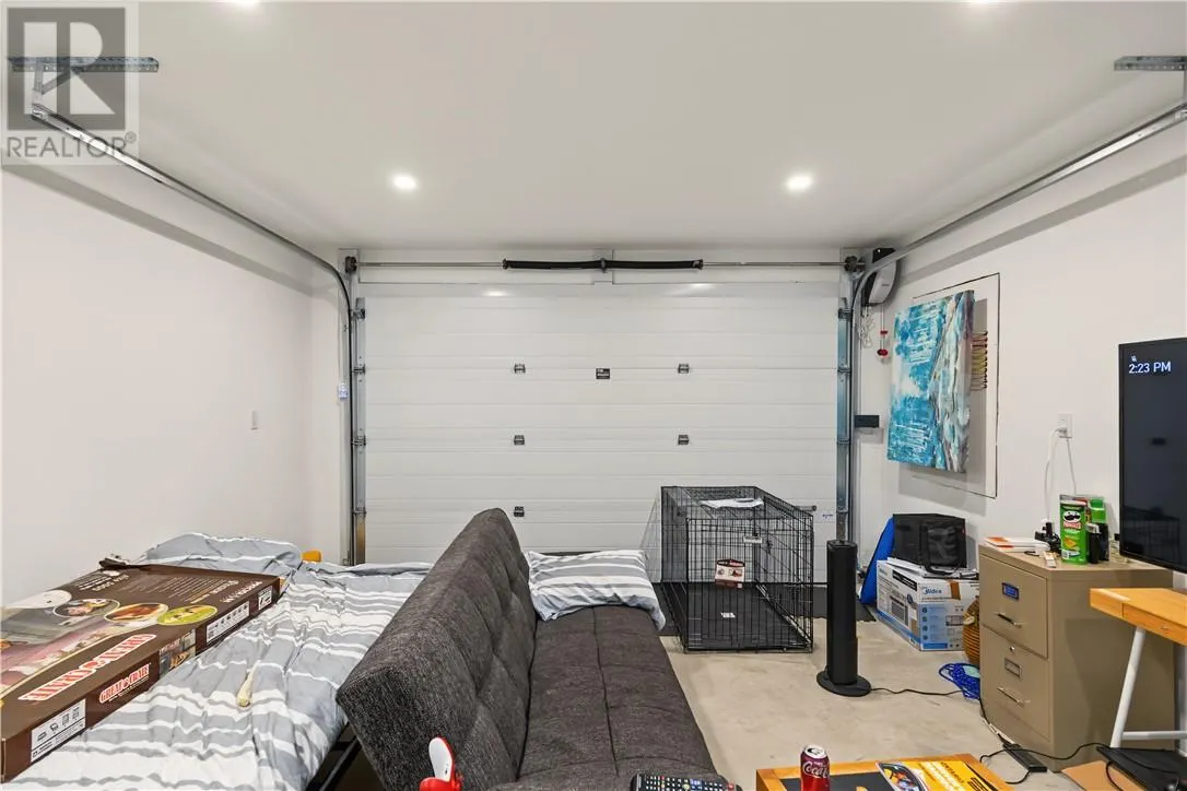 974 Highway 17 E