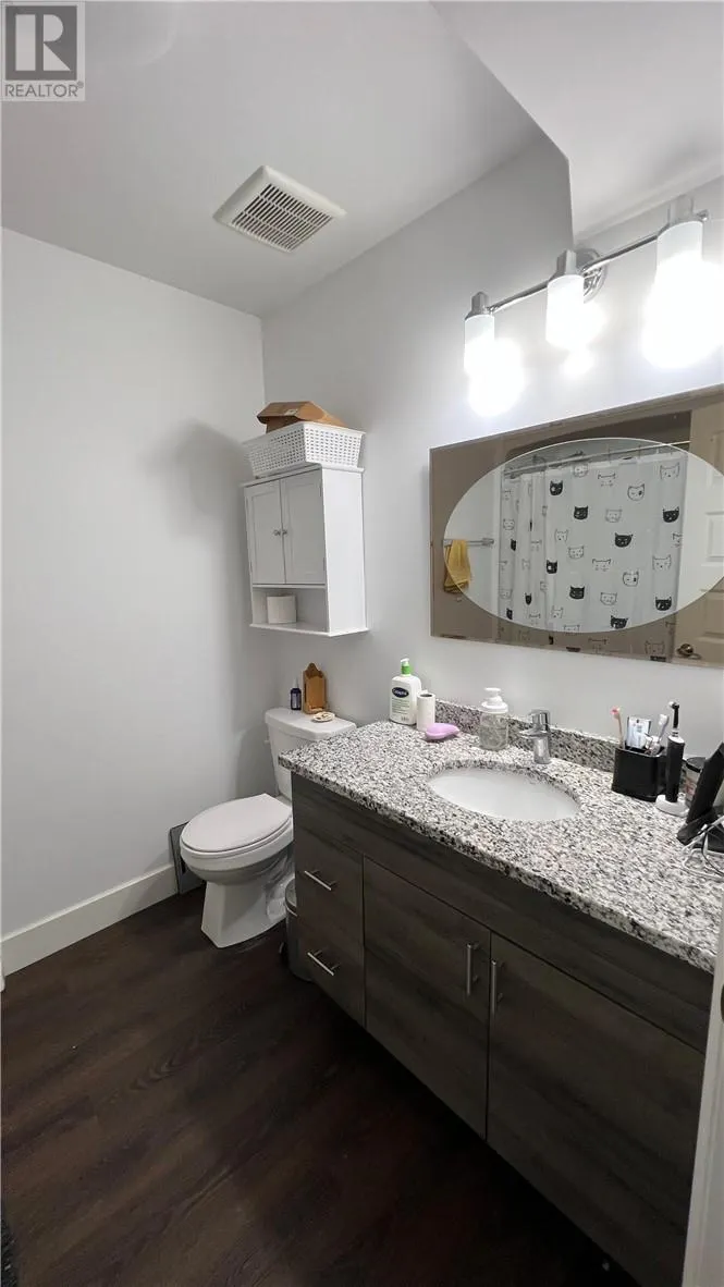 148 Hollybrook Crescent Unit# Lower