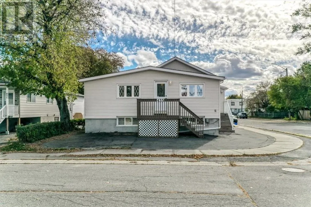 433 Dell Street
