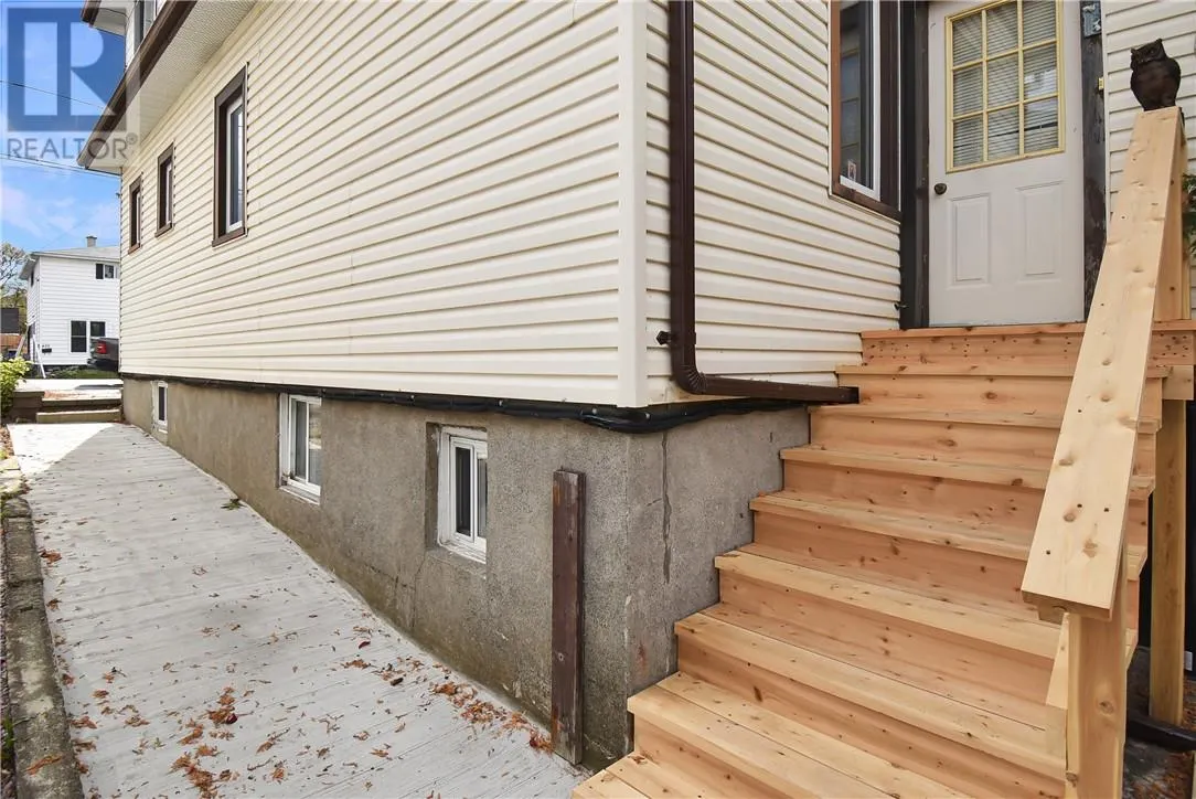 426 Elm Street