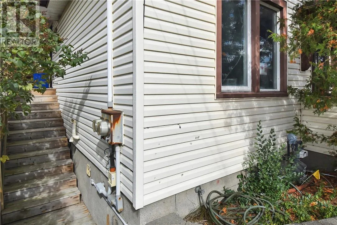 426 Elm Street