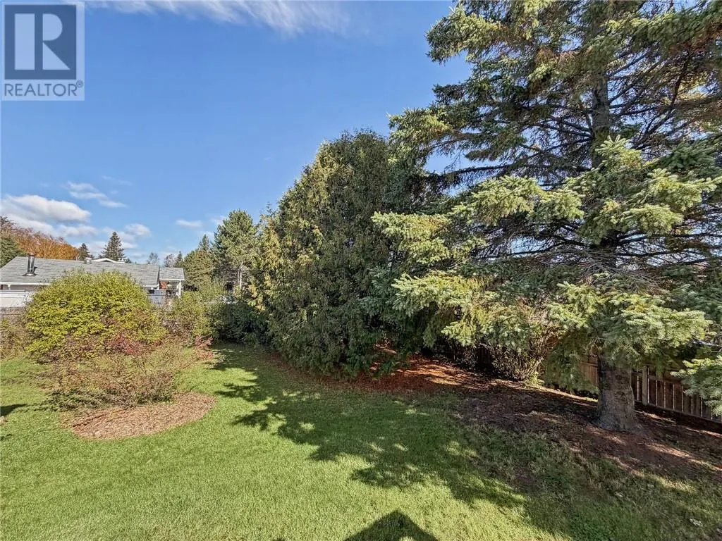 3261 Elm Street