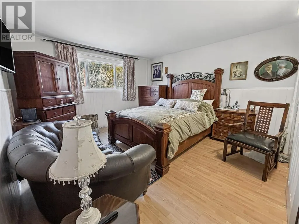 3261 Elm Street