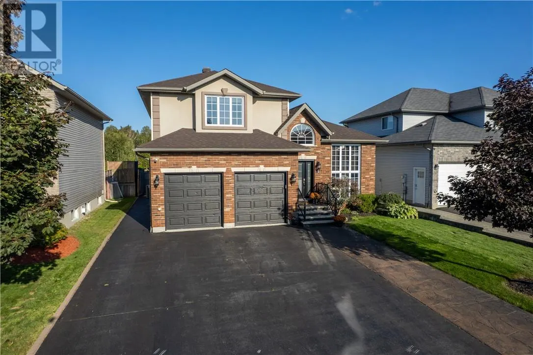 19 Berrygrove Court