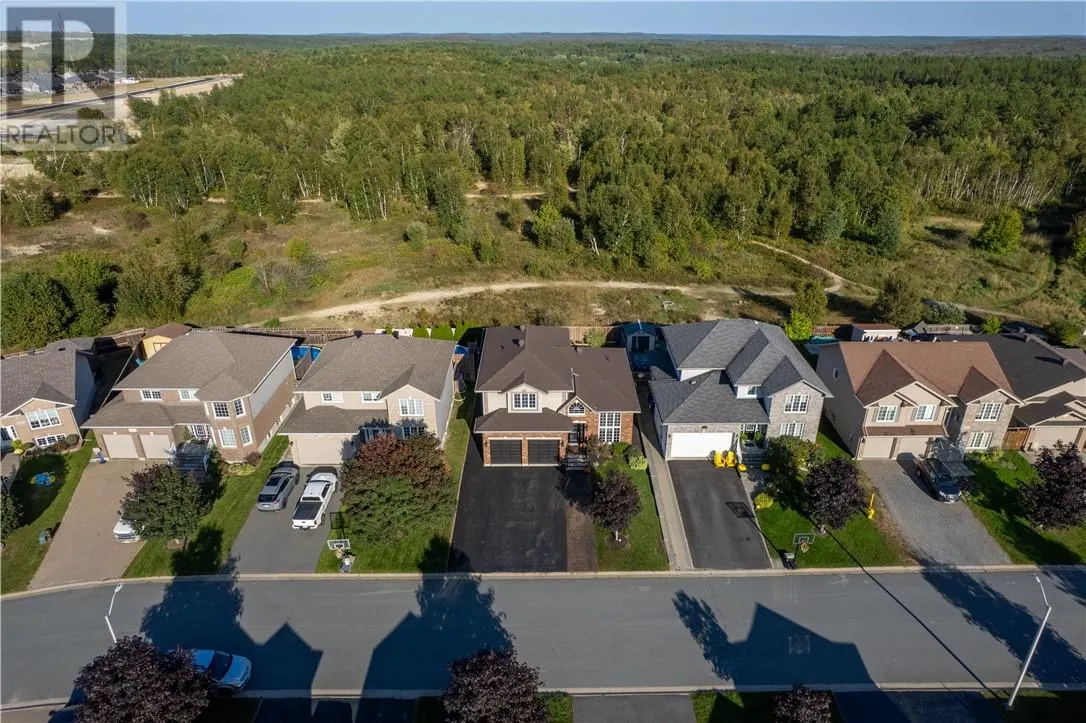 19 Berrygrove Court