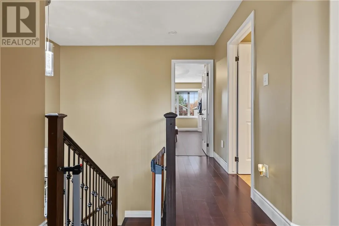 19 Berrygrove Court