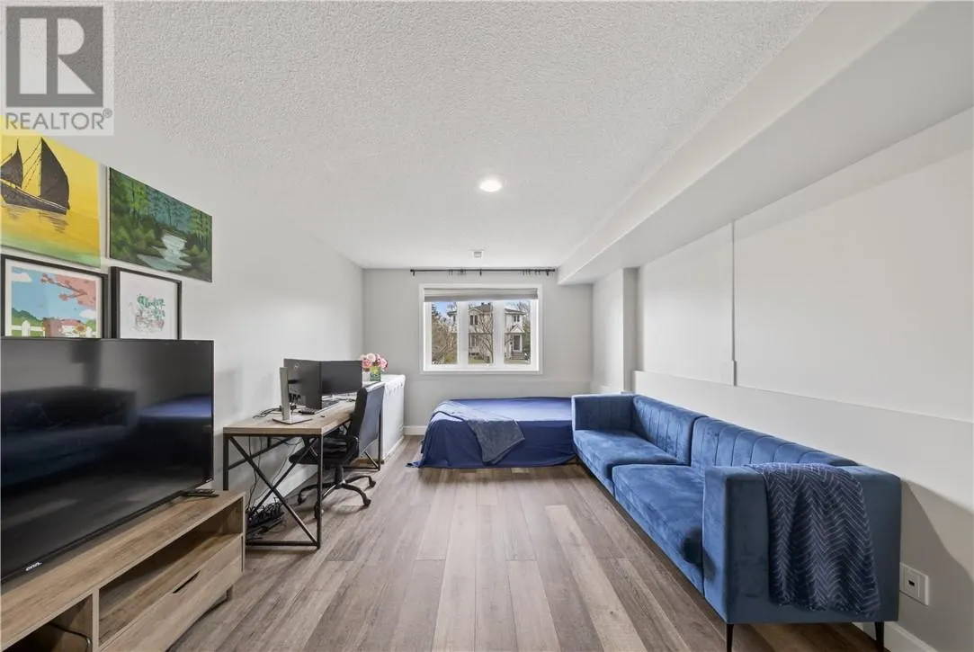 180 Eaglestone Court