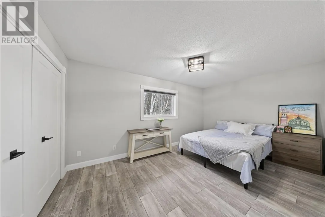 180 Eaglestone Court