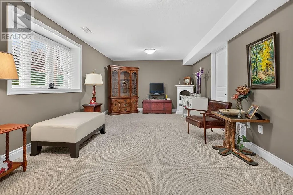 233 Billiards Way