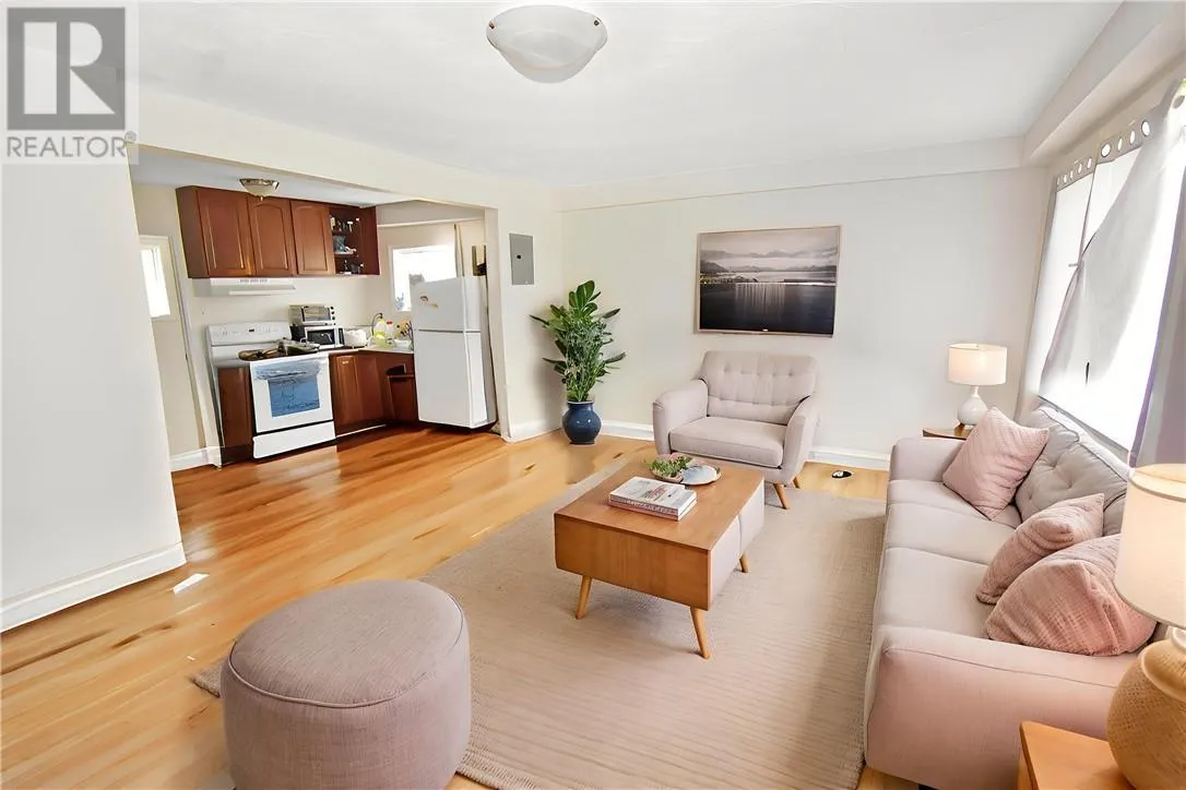 2005 Richard Street