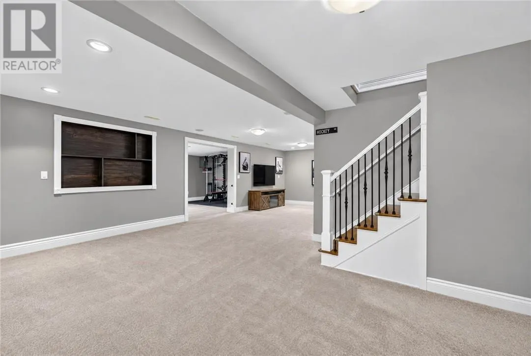 11 Kingsview Drive