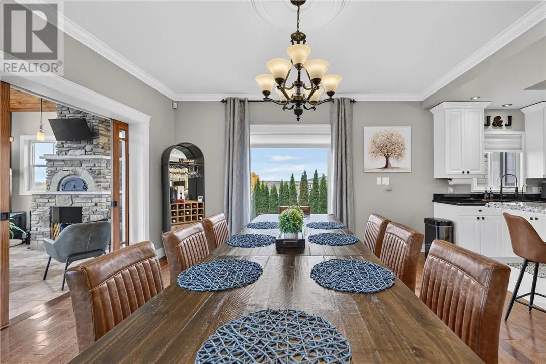 11 Kingsview Drive