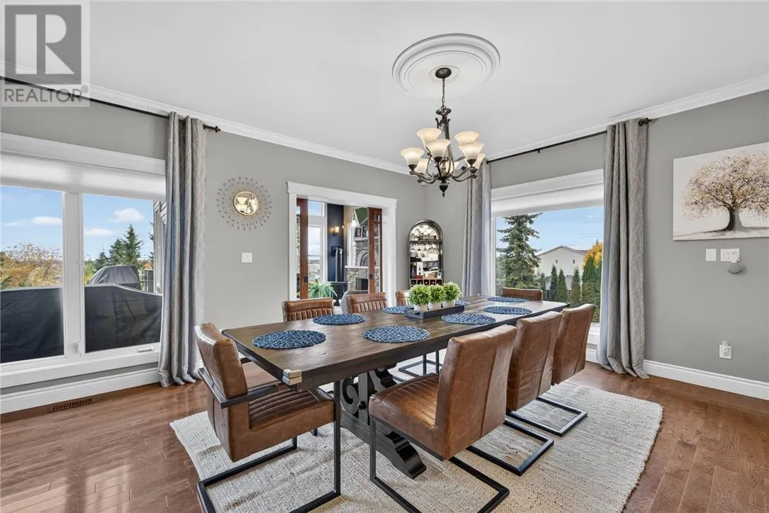 11 Kingsview Drive
