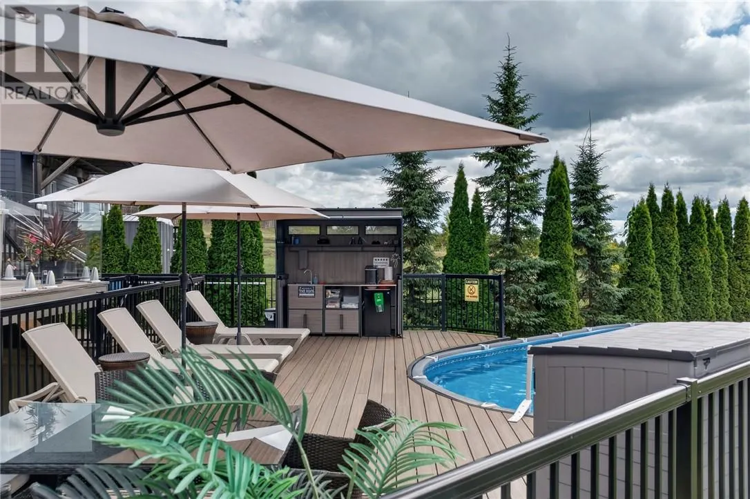 11 Kingsview Drive