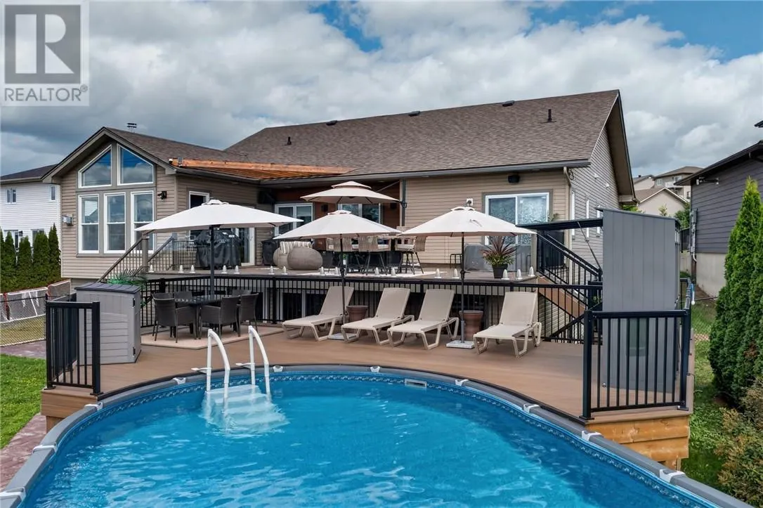 11 Kingsview Drive