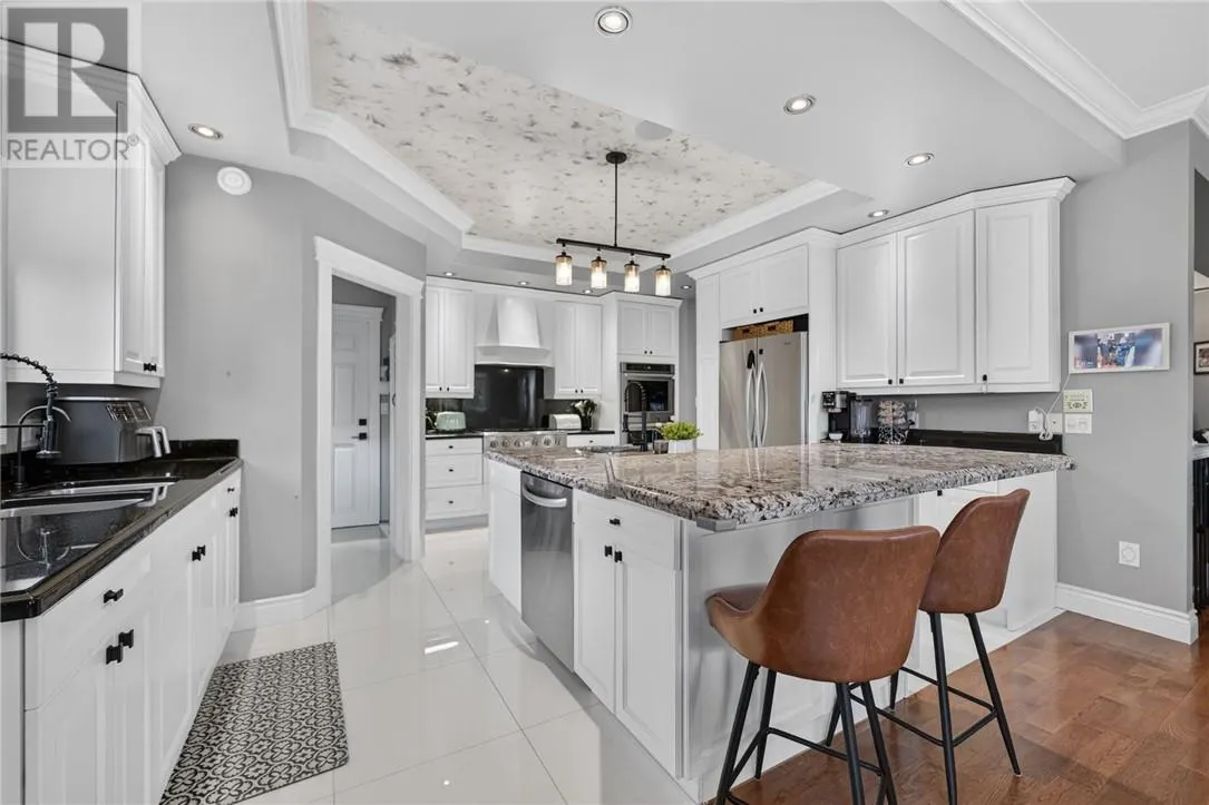 11 Kingsview Drive