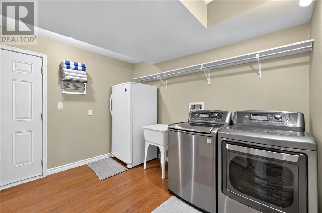 11 Kingsview Drive