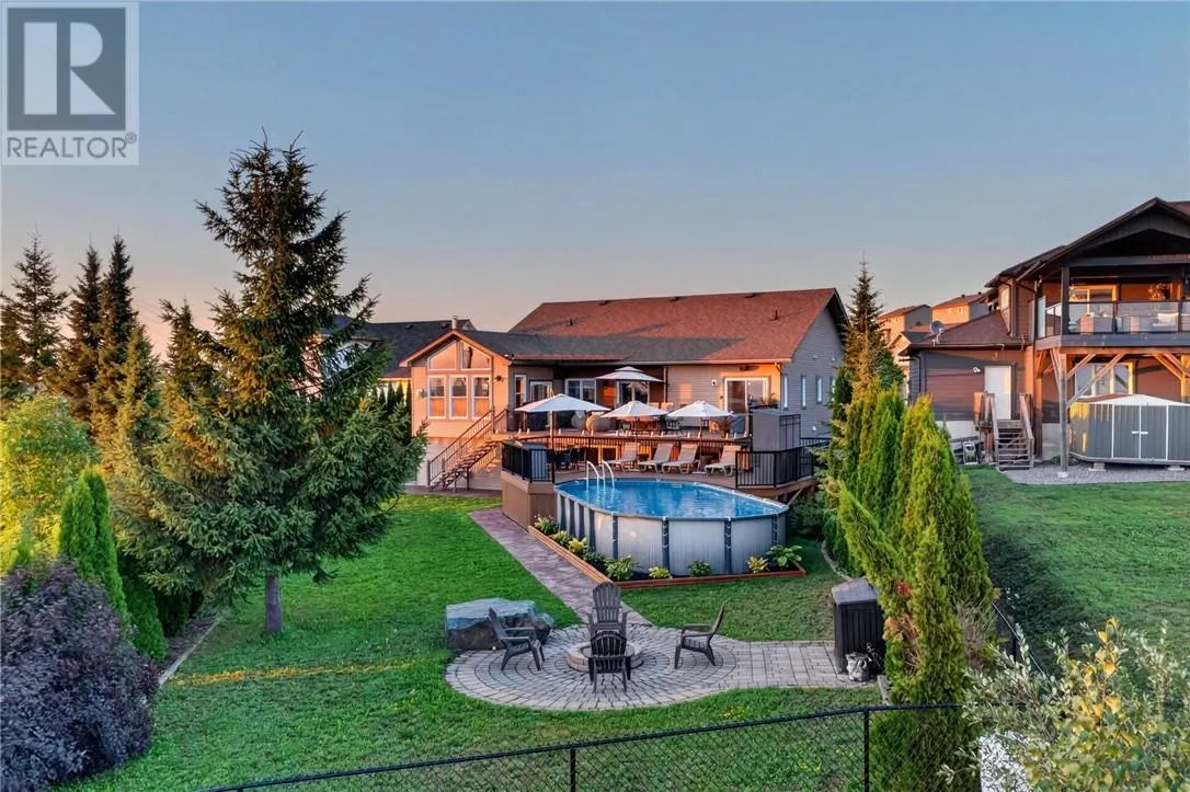 11 Kingsview Drive