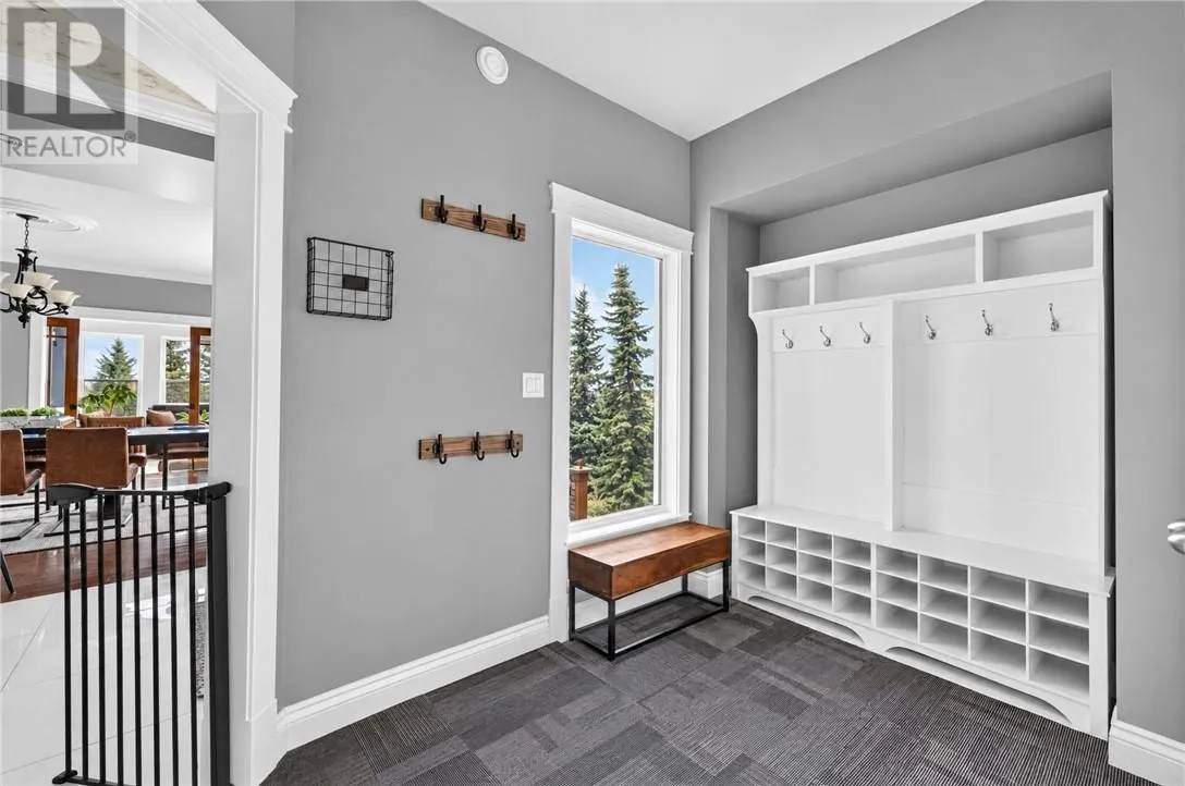 11 Kingsview Drive