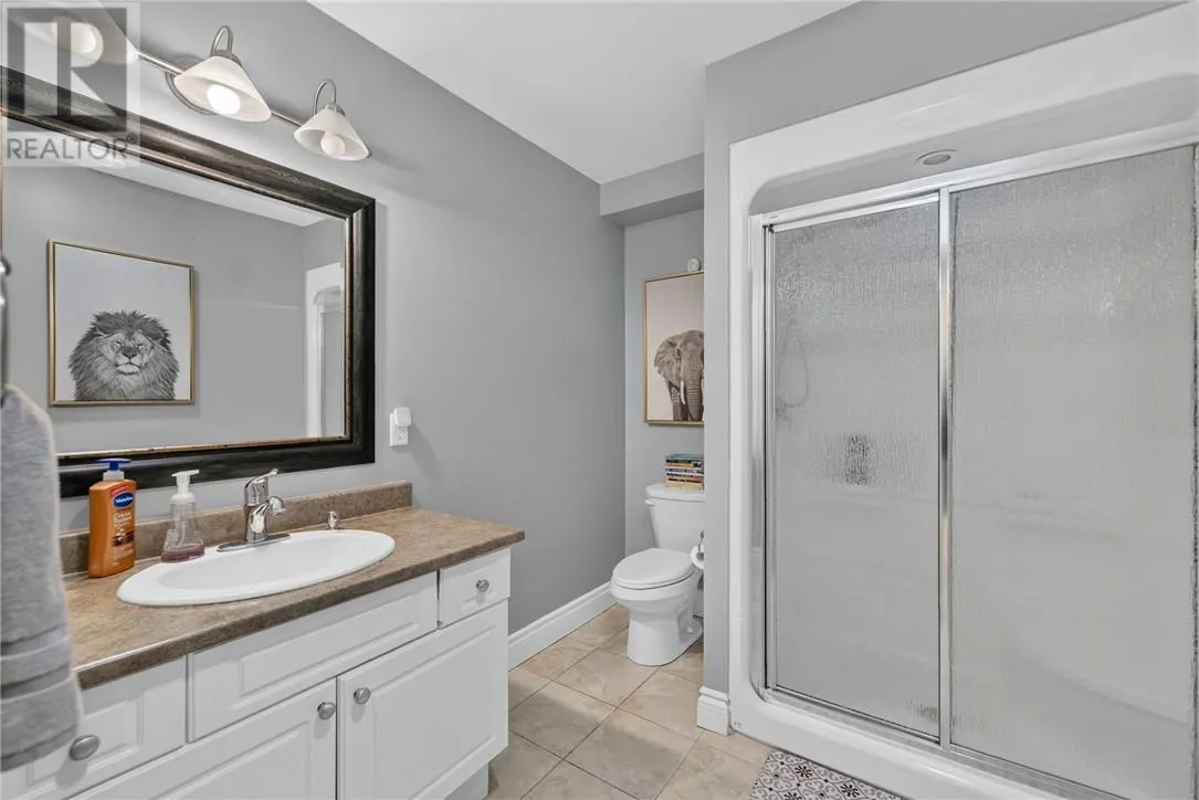 11 Kingsview Drive
