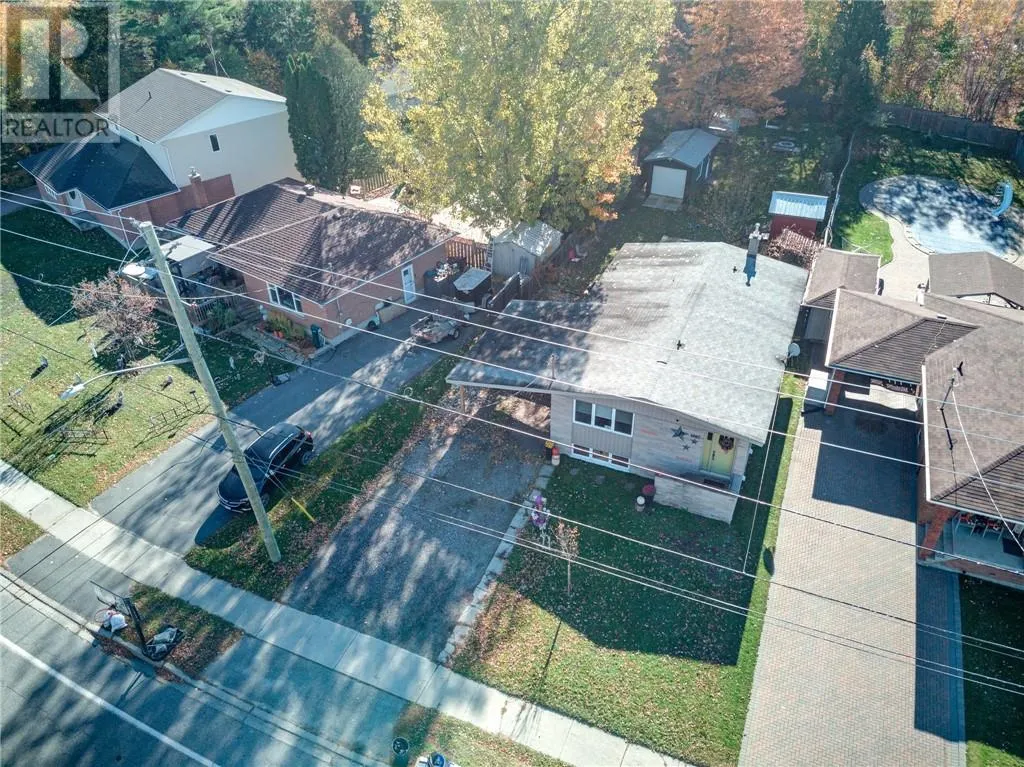 1087 Hawthorne Drive