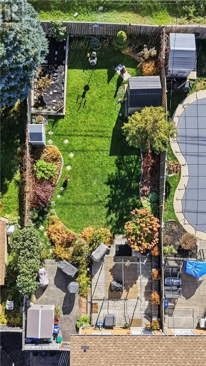 33 Elmhurst Court