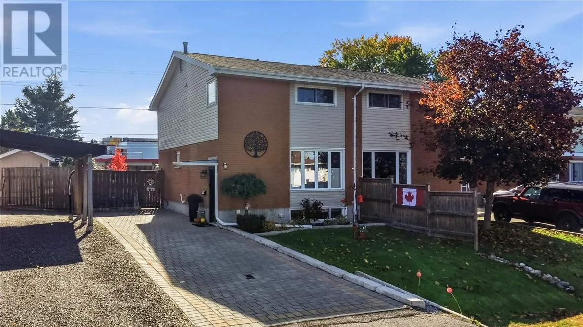 33 Elmhurst Court