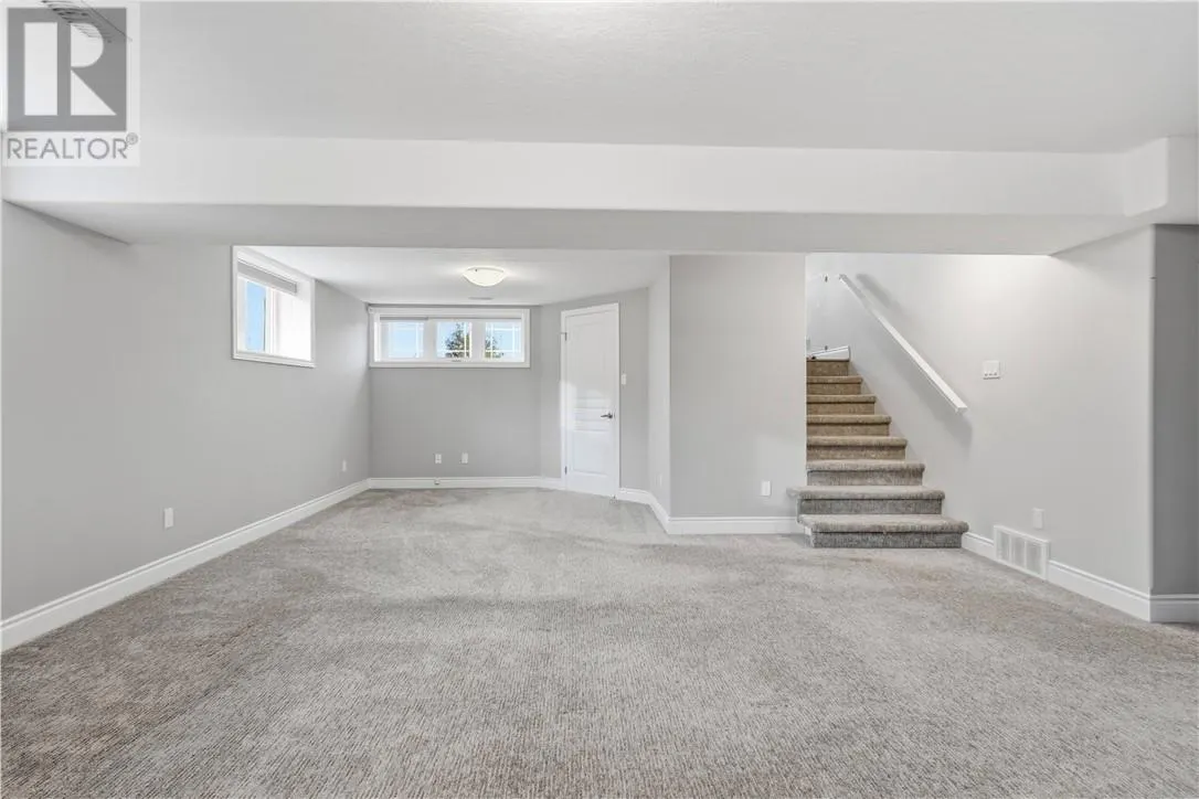 1663 Meadowlark Way