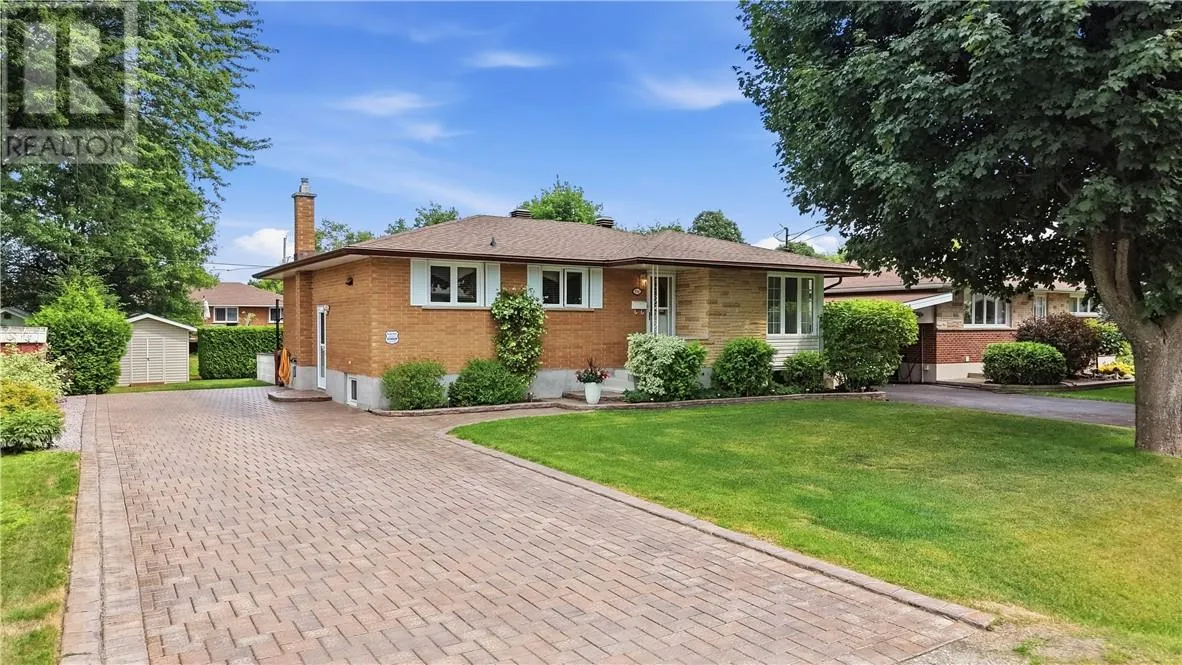 836 St. Andrews Road