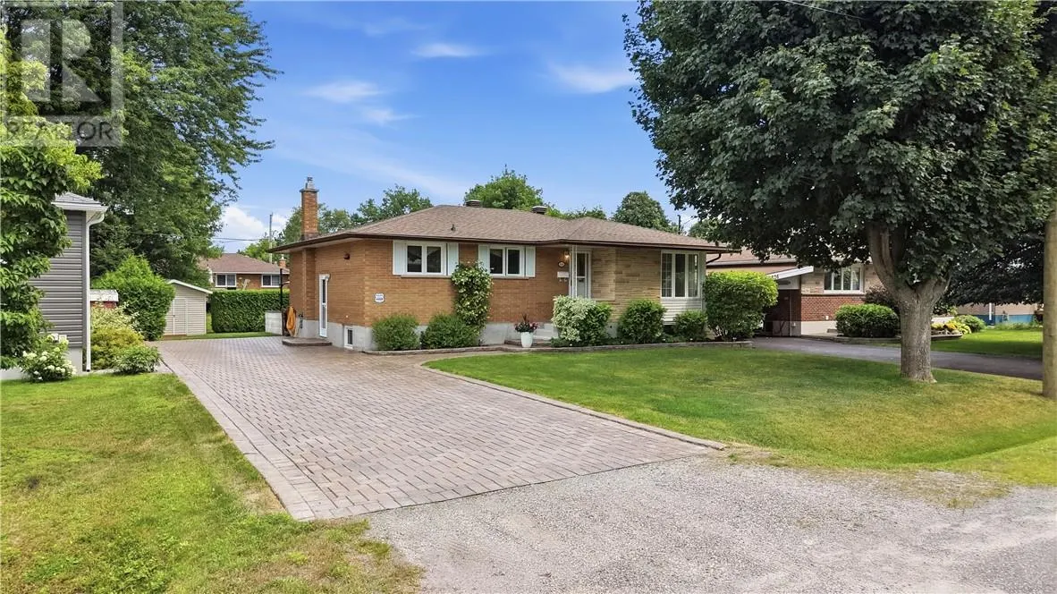 836 St. Andrews Road
