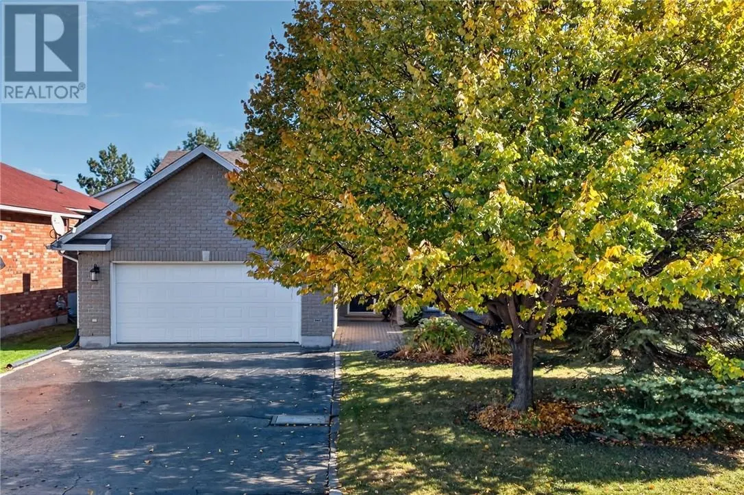 10 GREENWICH Court