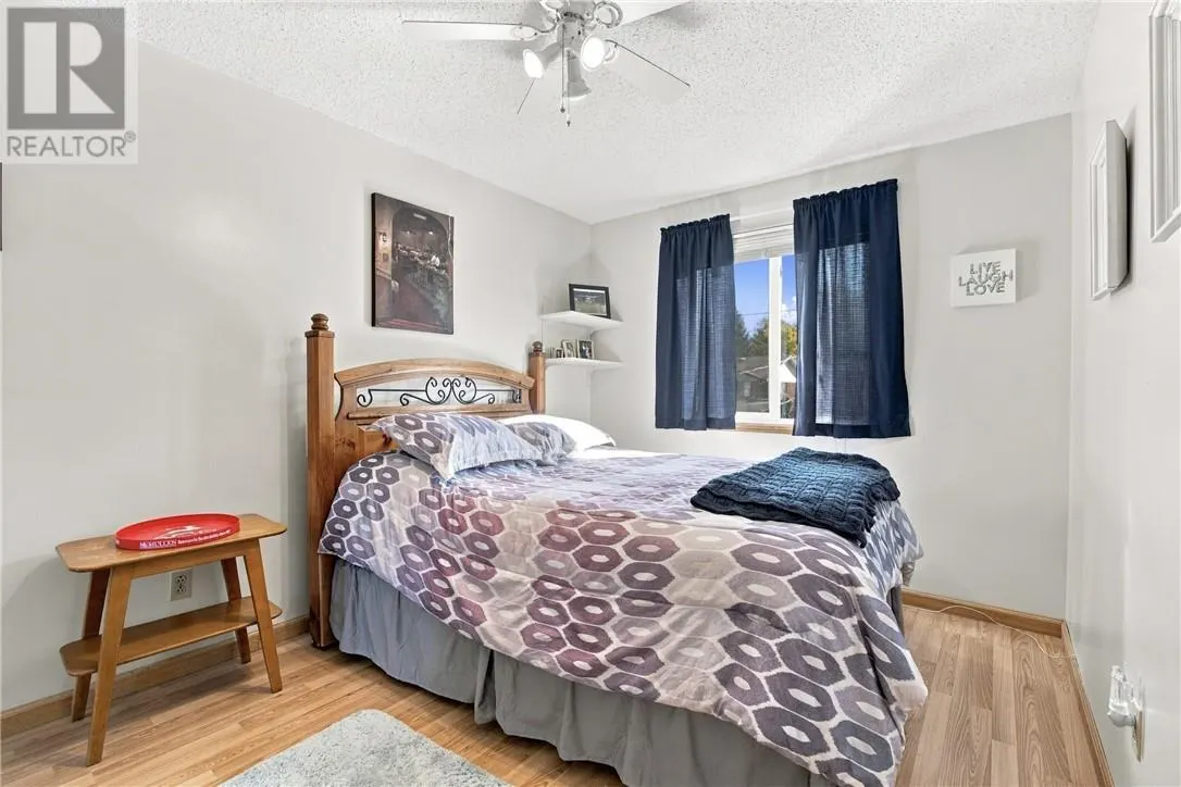 104 CATALINA Court