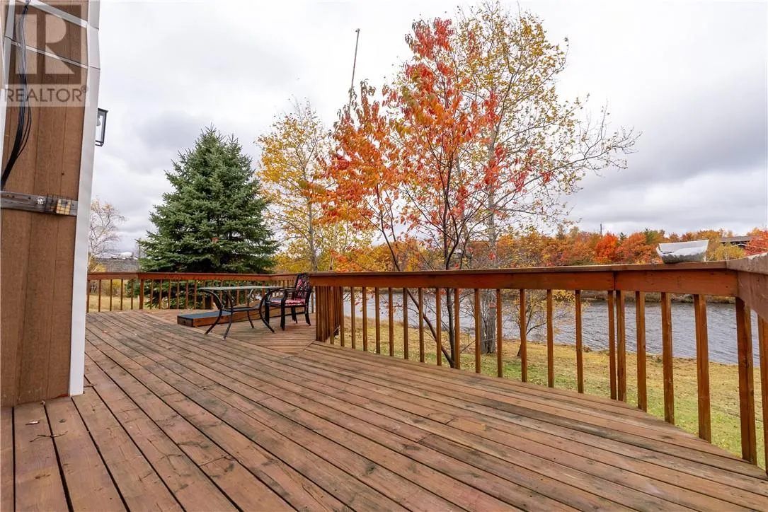 2903 Treeview Road