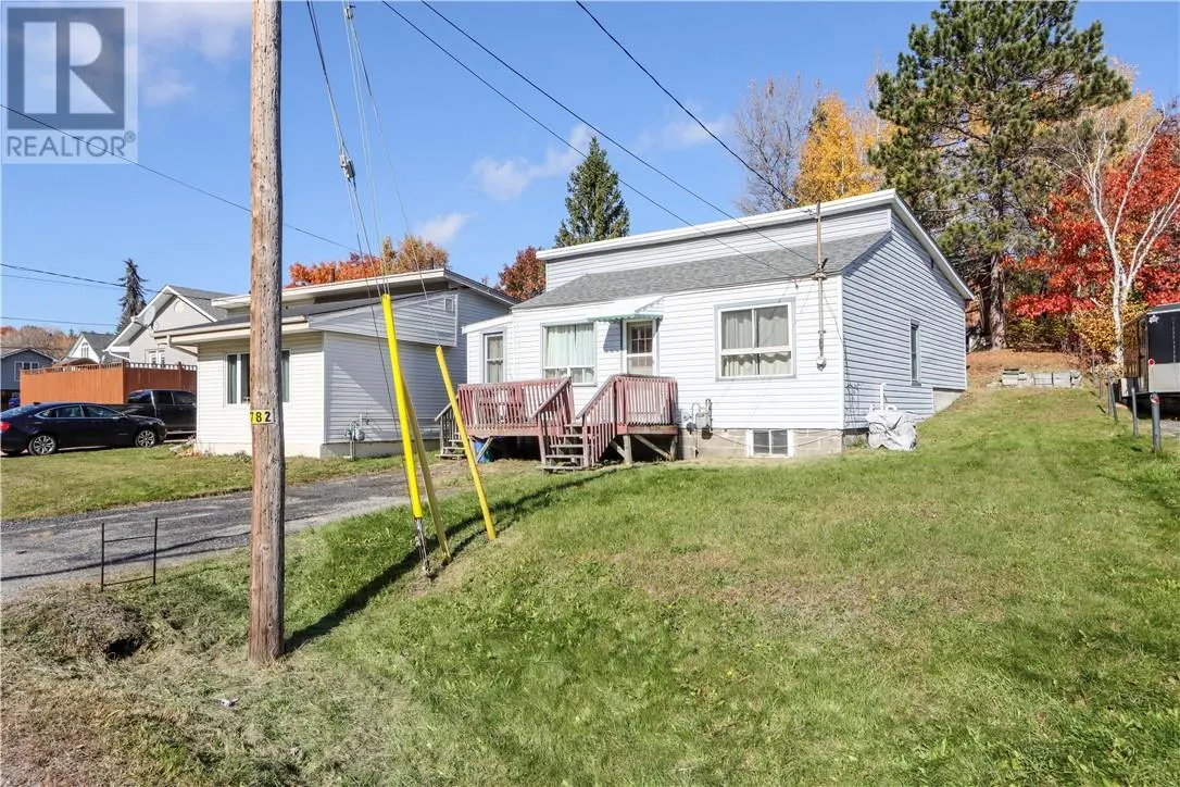 1144 Lonsdale