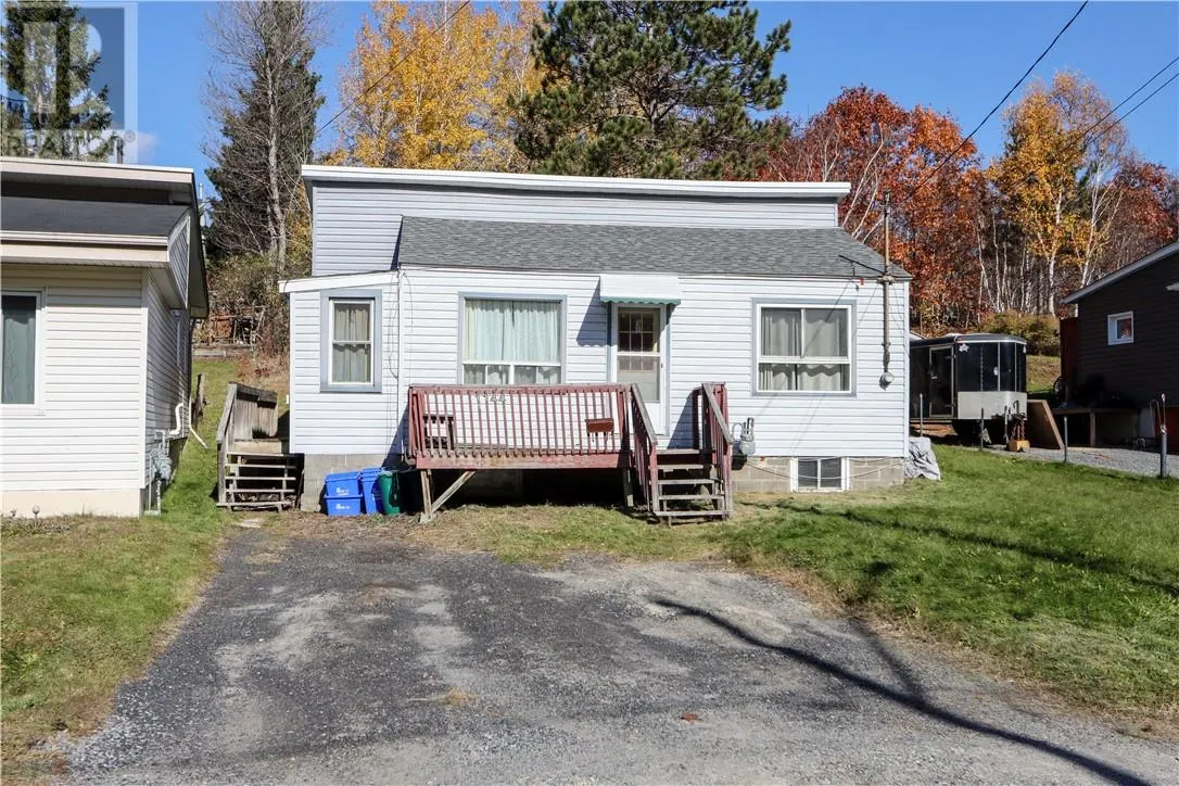 1144 Lonsdale