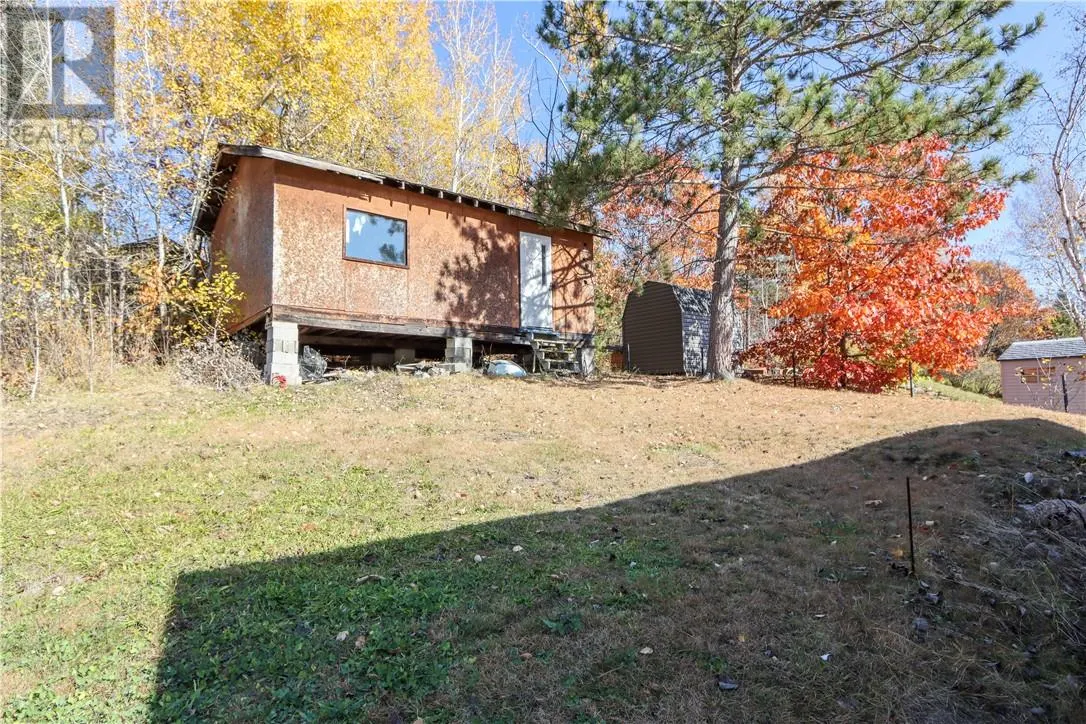 1144 Lonsdale