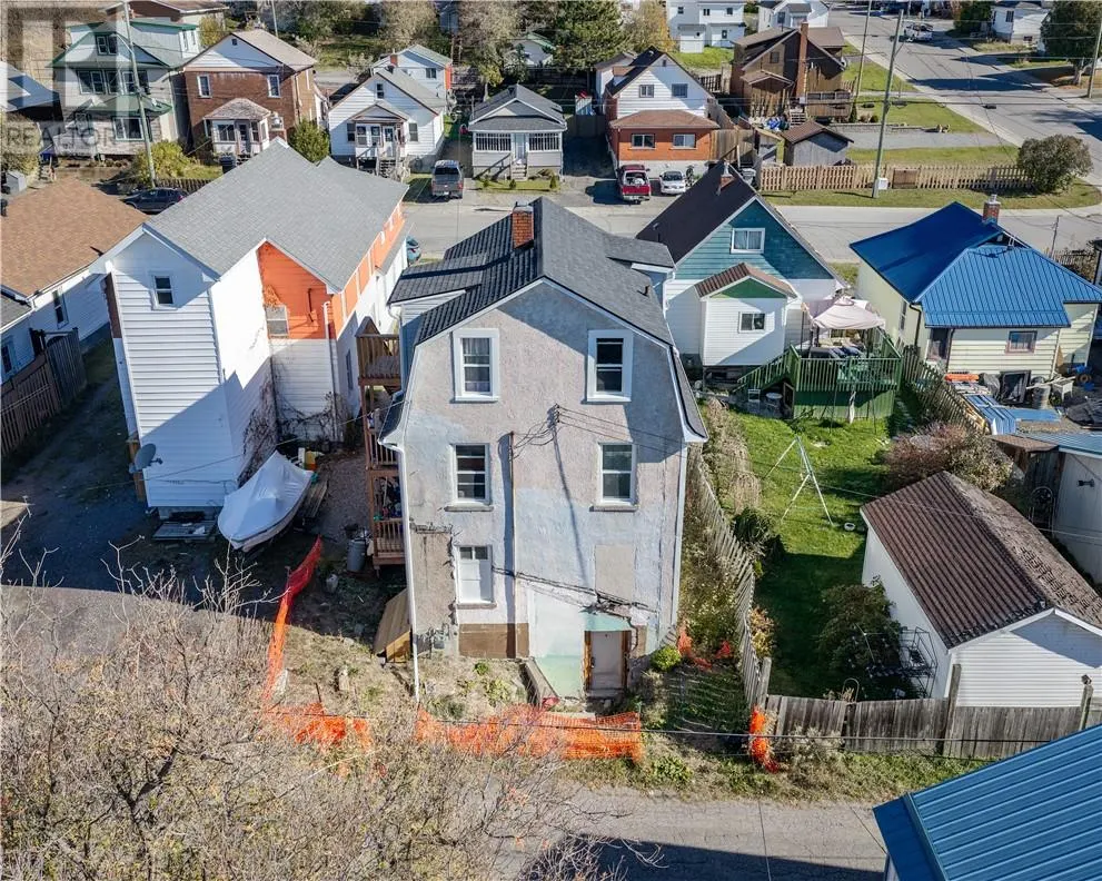 425 Bessie Avenue