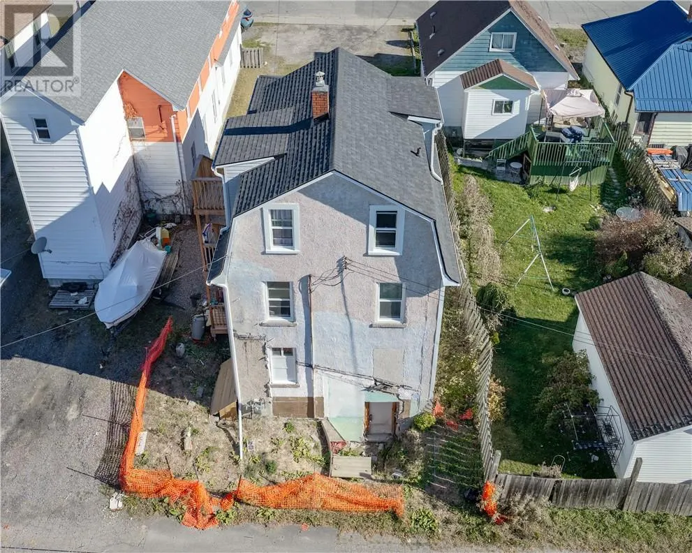 425 Bessie Avenue